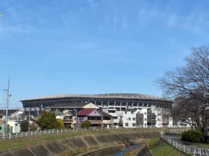 横浜F・マリノスのホームである日産スタジアム