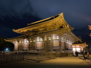 東寺：金堂