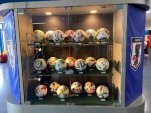 ”探検”で発見したJリーグ歴代公式試合球