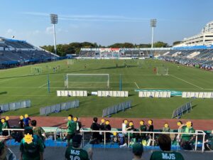 『横浜FCサッカースクール vs 境トリニタスジュニア』の前座試合