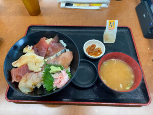 地魚入りづけ丼