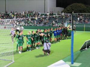 勝利の”ラインダンス”