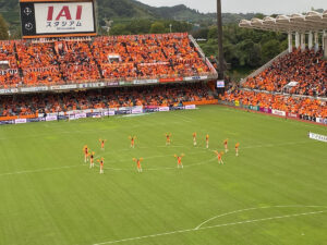 『オレンジウェーブ』のチアダンス